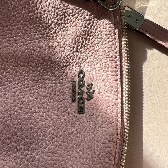 Coach purse - Picture 3 of 8